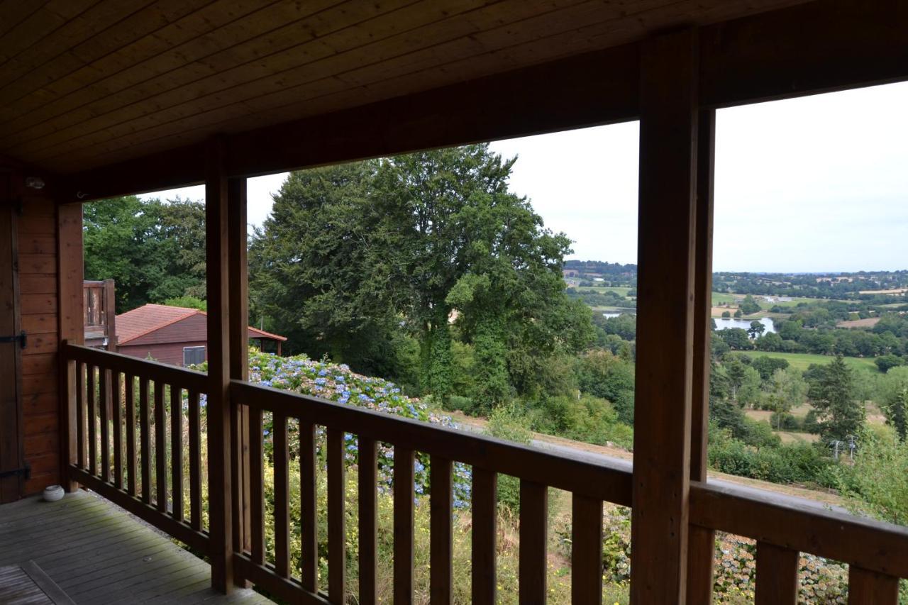 Beautiful Lake View 3 Bedroom Chalet. Saint-Manvieu-Bocage Dış mekan fotoğraf